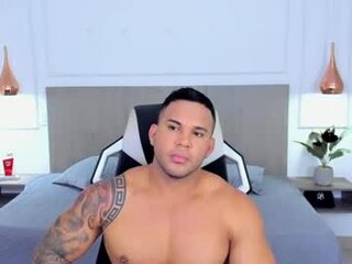 Matthew Santos
